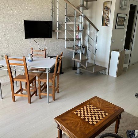 Appartement Vue Mer Domaine Arbore Saint-Raphael  Exterior photo